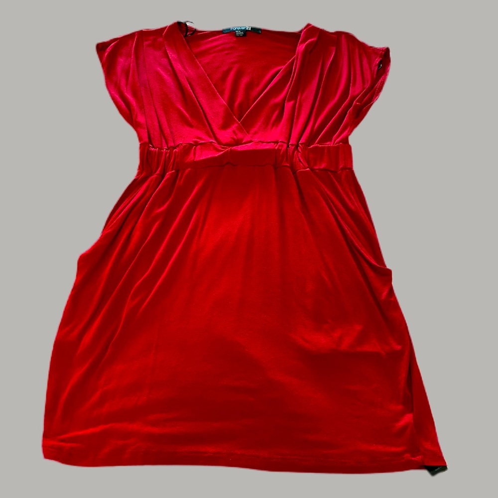 Forever 21 Red short sleeve dress with pockets